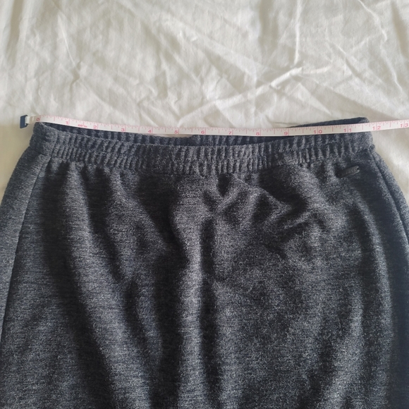 Roots Dark Grey Below Knee Active Skirt Size XS Vintage Mid-2000s - Picture 4 of 9